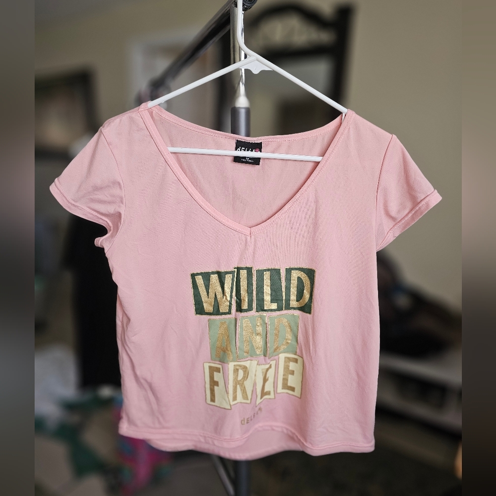 Delia*s wild and free tee